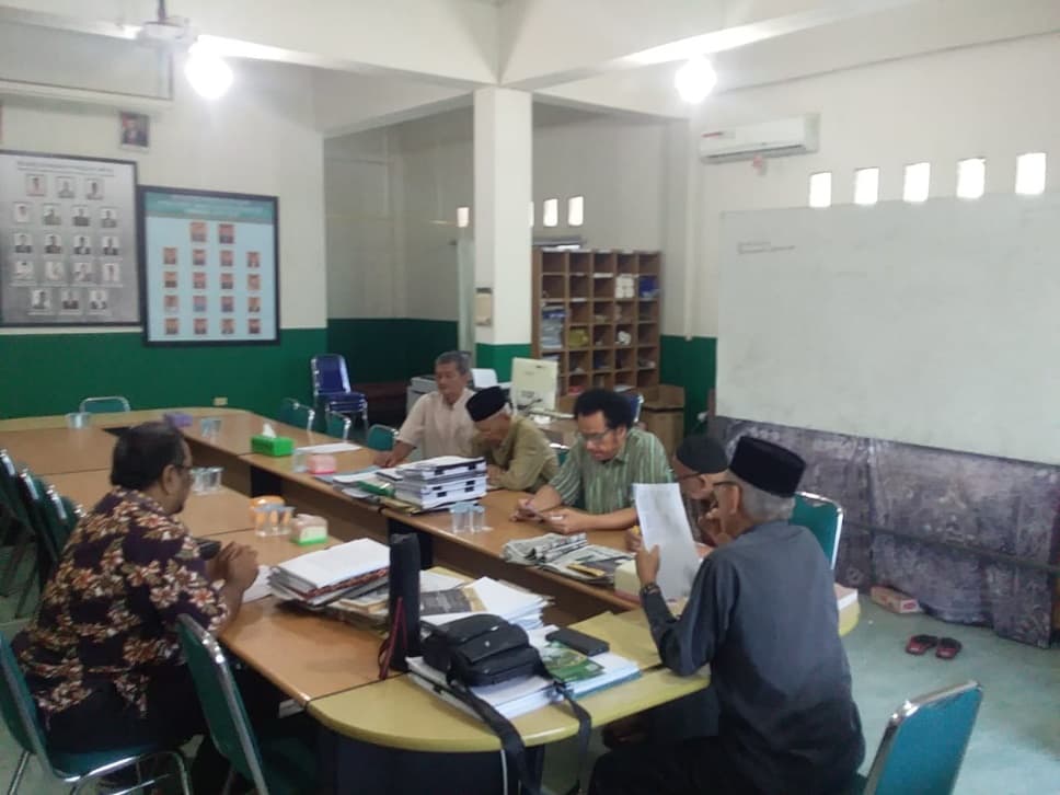 Rapat Pengurus Harian